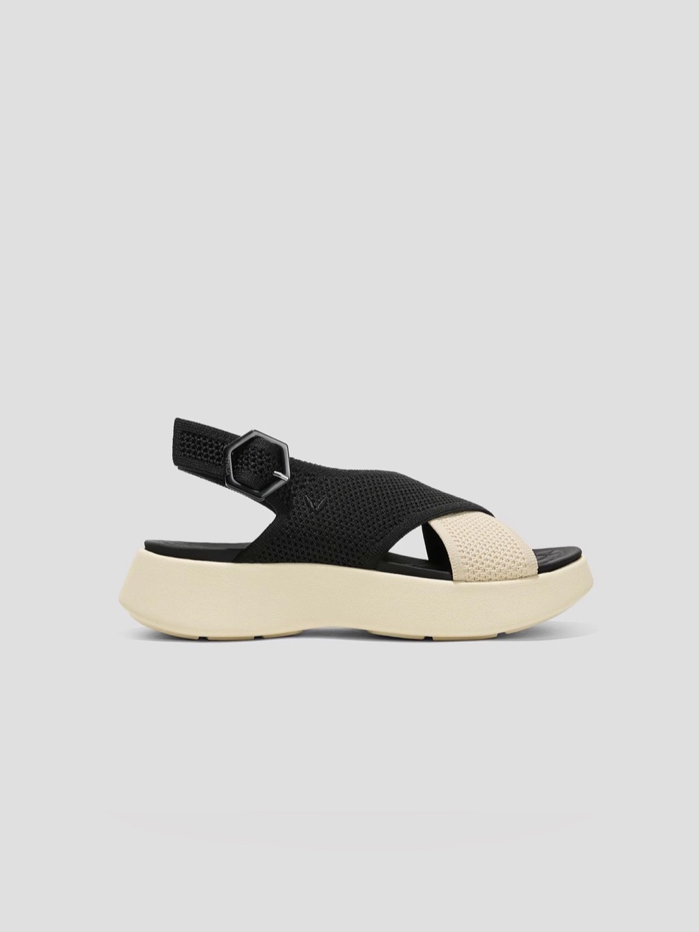 New NIB Vivaia AdaptAll Walker Sandals Kara 2.0 black ivory sling back 7.5 - Picture 3 of 13